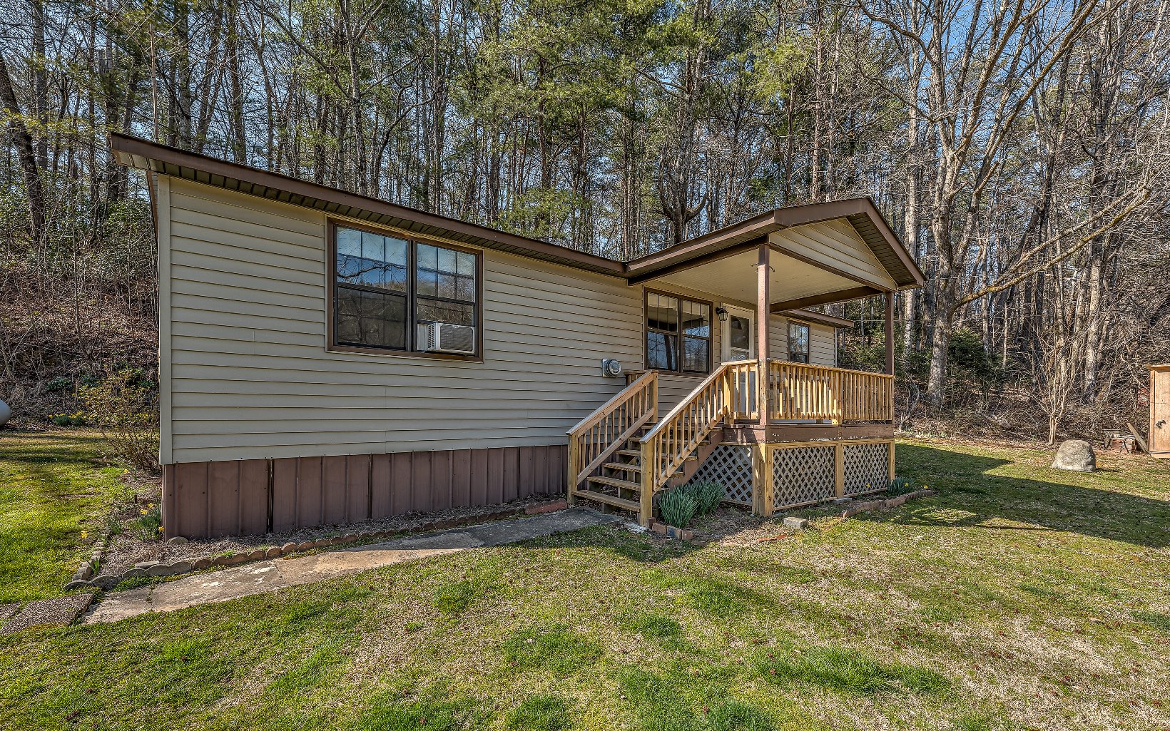 143 Cherry Log Avenue