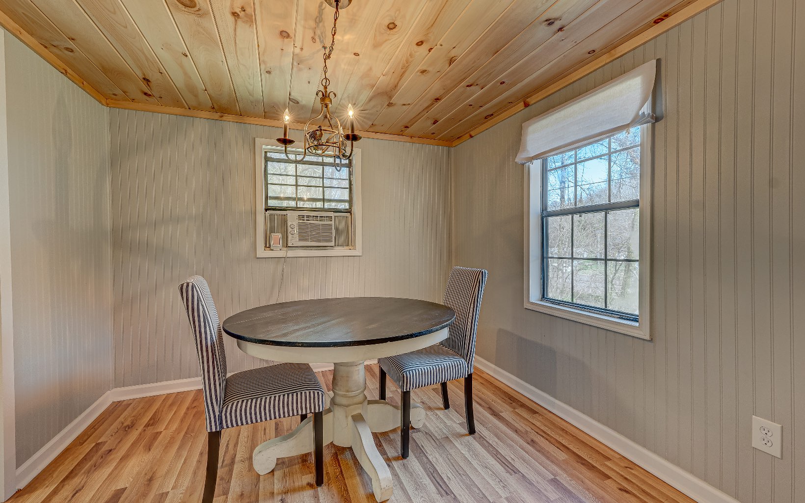 143 Cherry Log Avenue