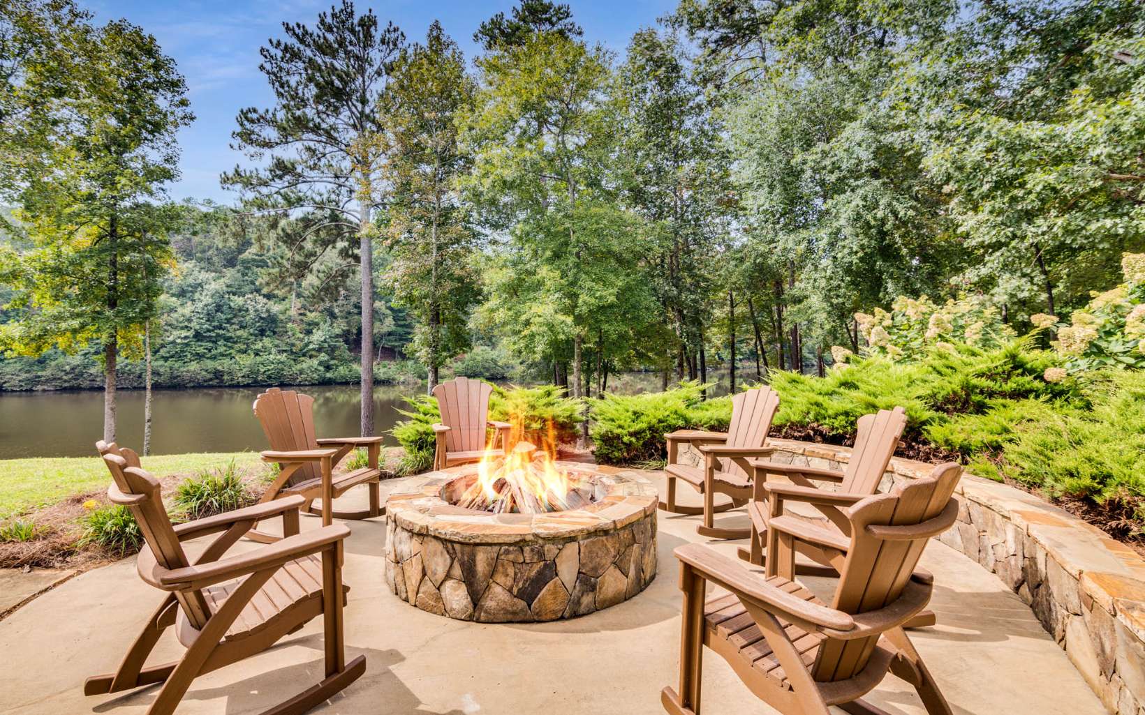 201 S Lake Paul Drive