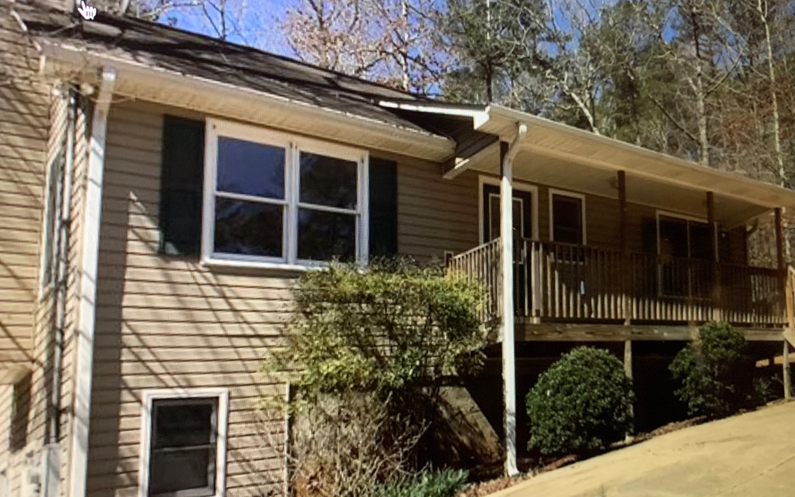 65 Vista Chalet Drive