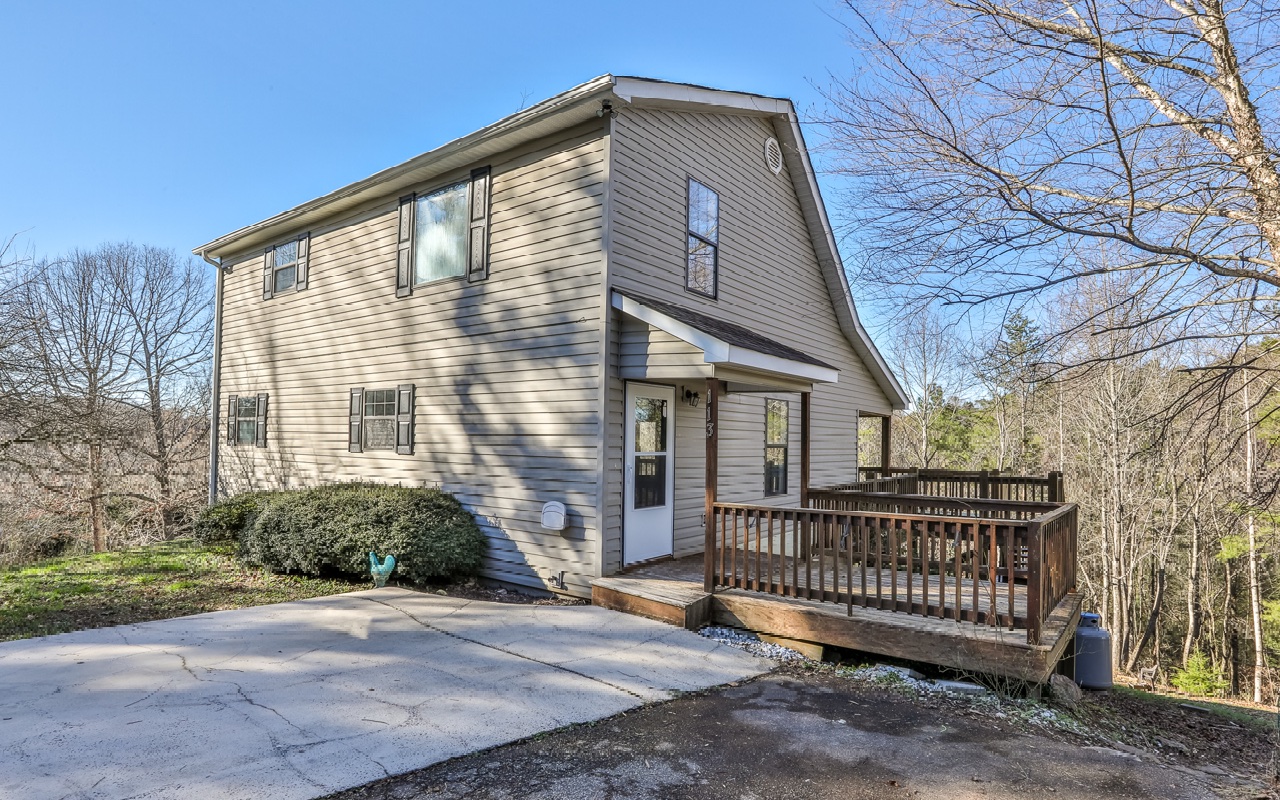 113 Holly Ridge Lane