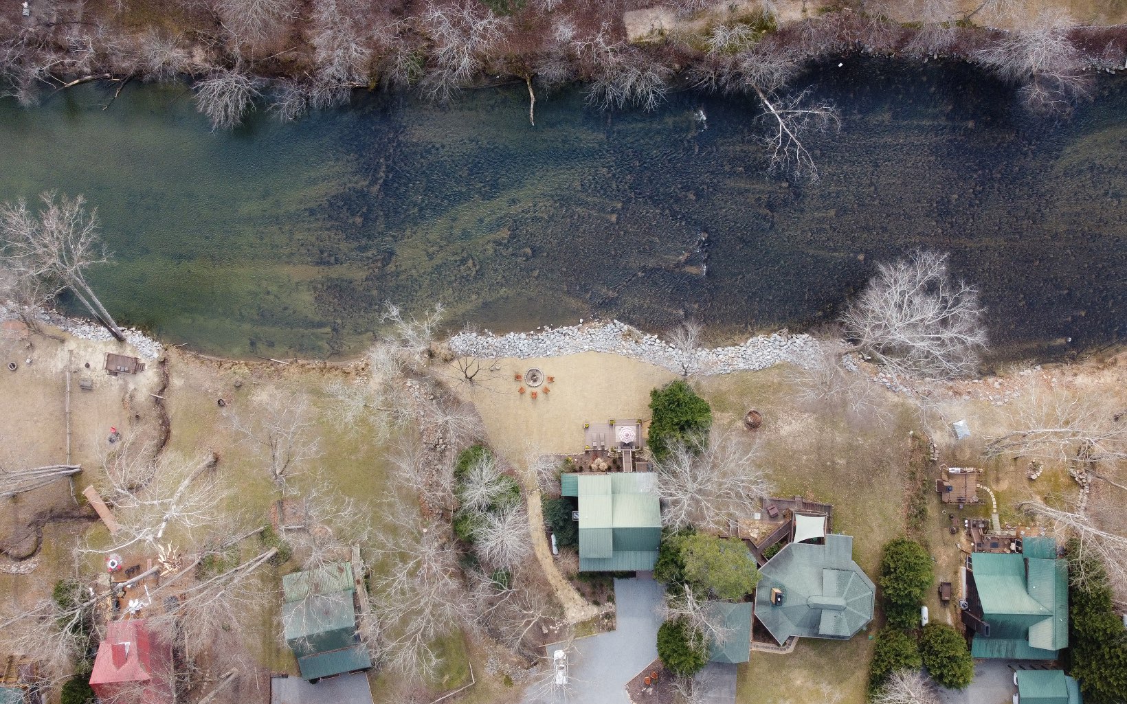 48 Edgewater Drive