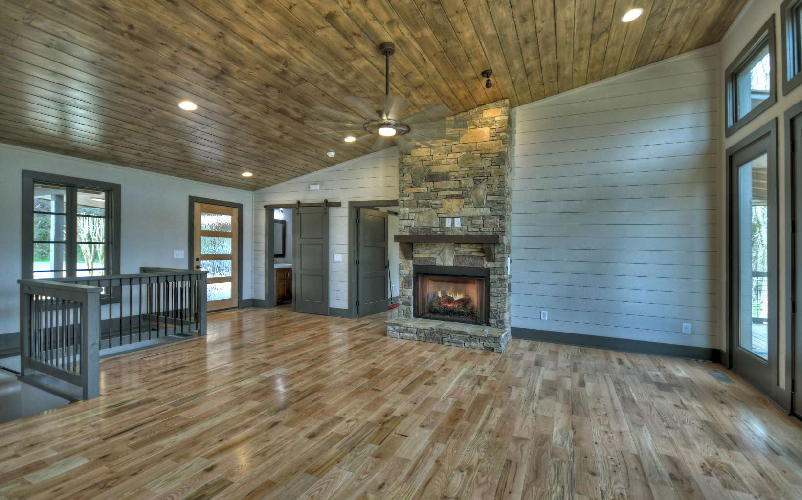 1228 Spalding Circle