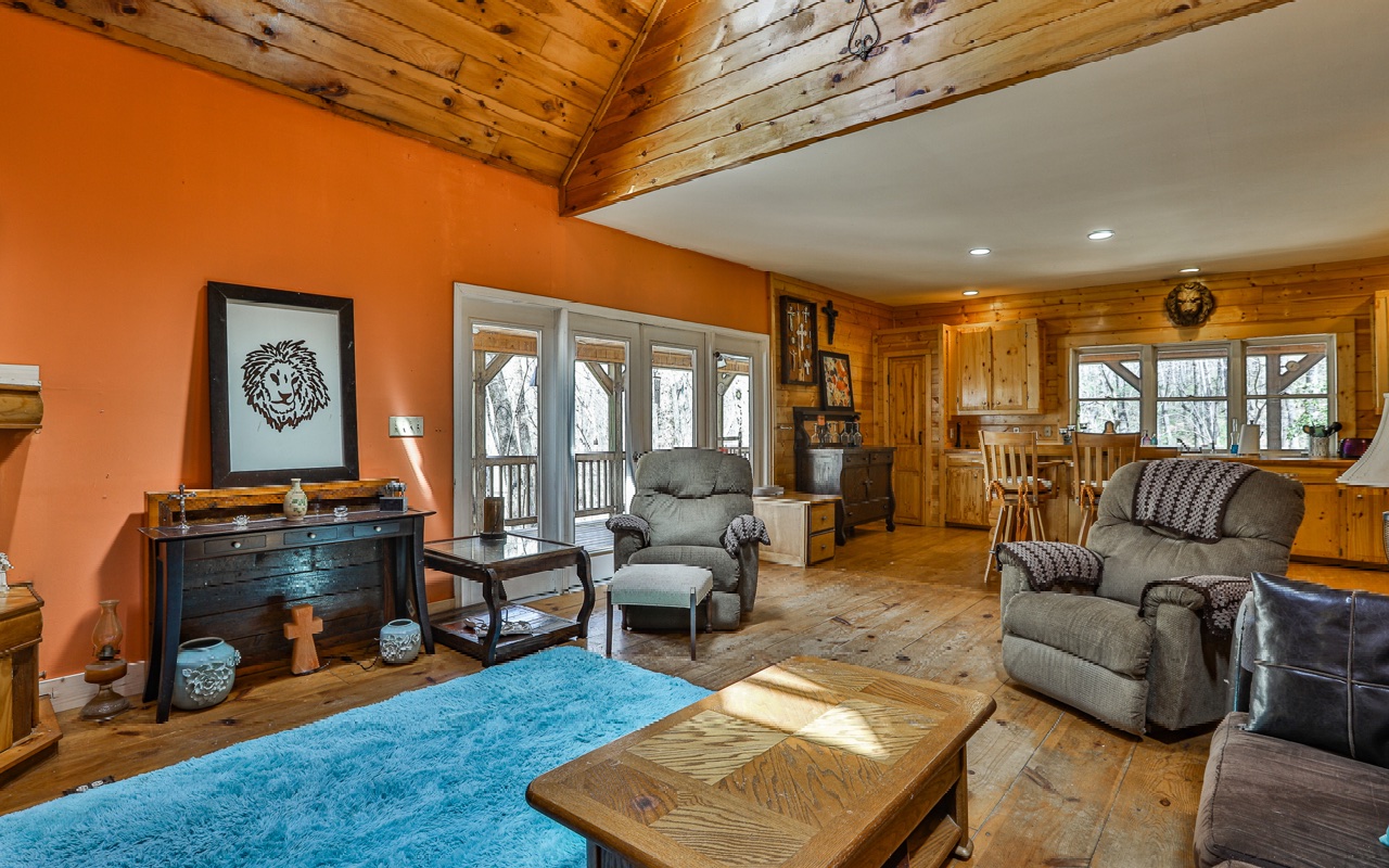 729 Poplar Hollow Road