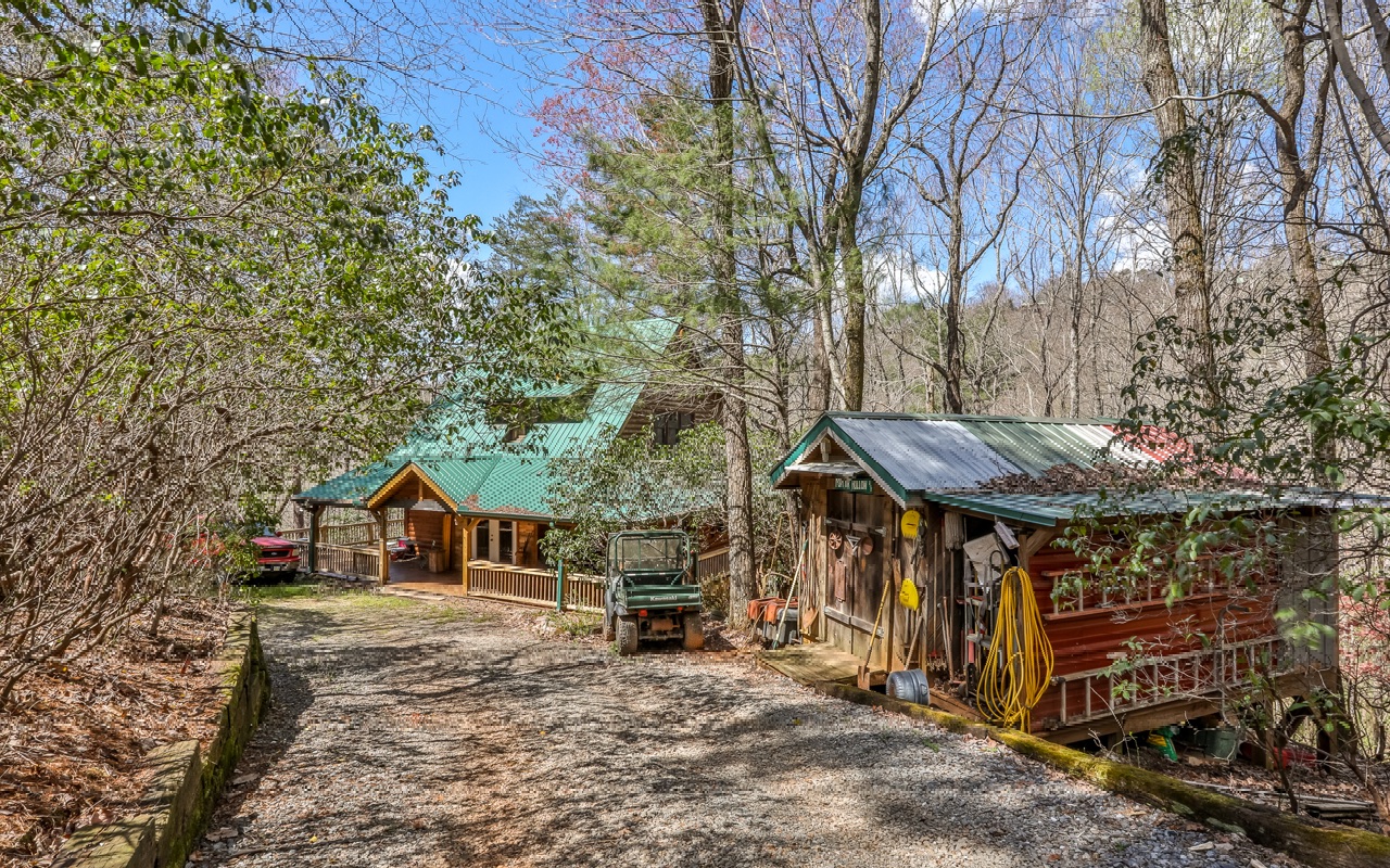 729 Poplar Hollow Road