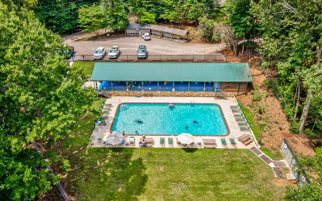 1715 Riverview Drive
