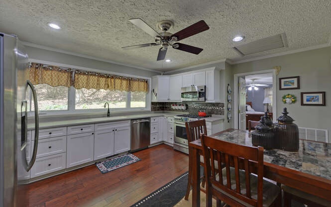 114 Summit Lane
