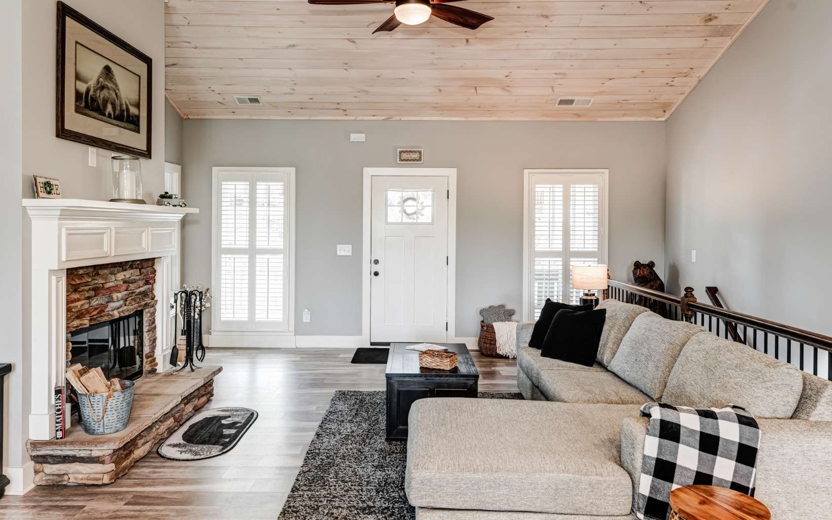 70 Caspian Trail
