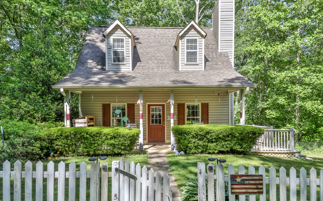 400 Fowler Farm Drive