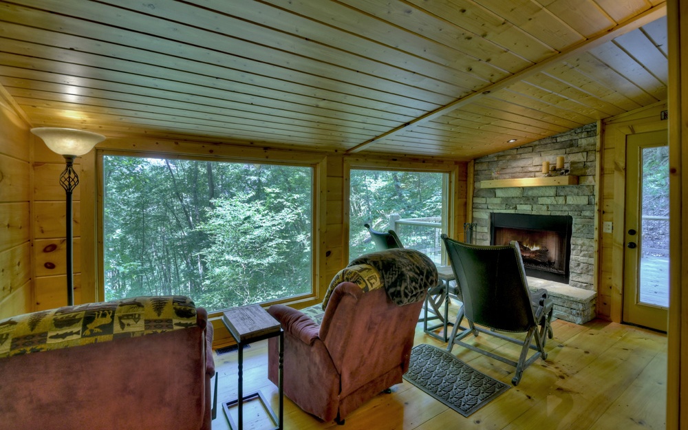 329 Laurel Ridge Drive