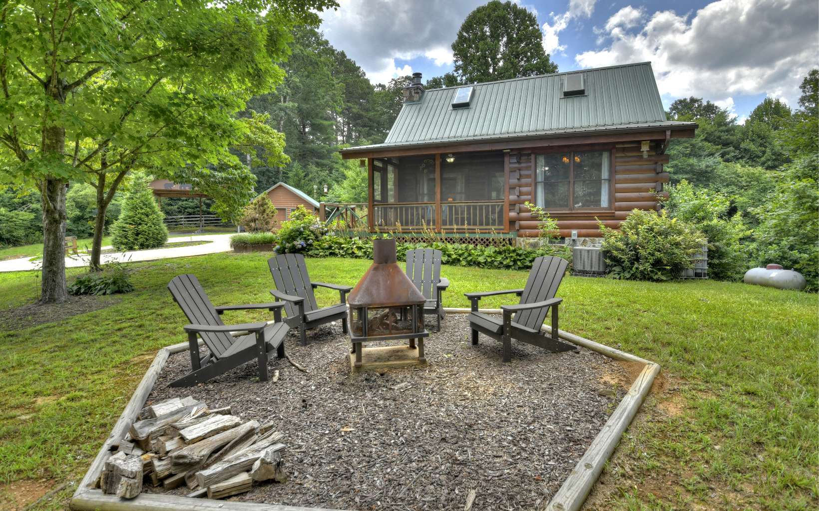 938 Hefner Lake Road