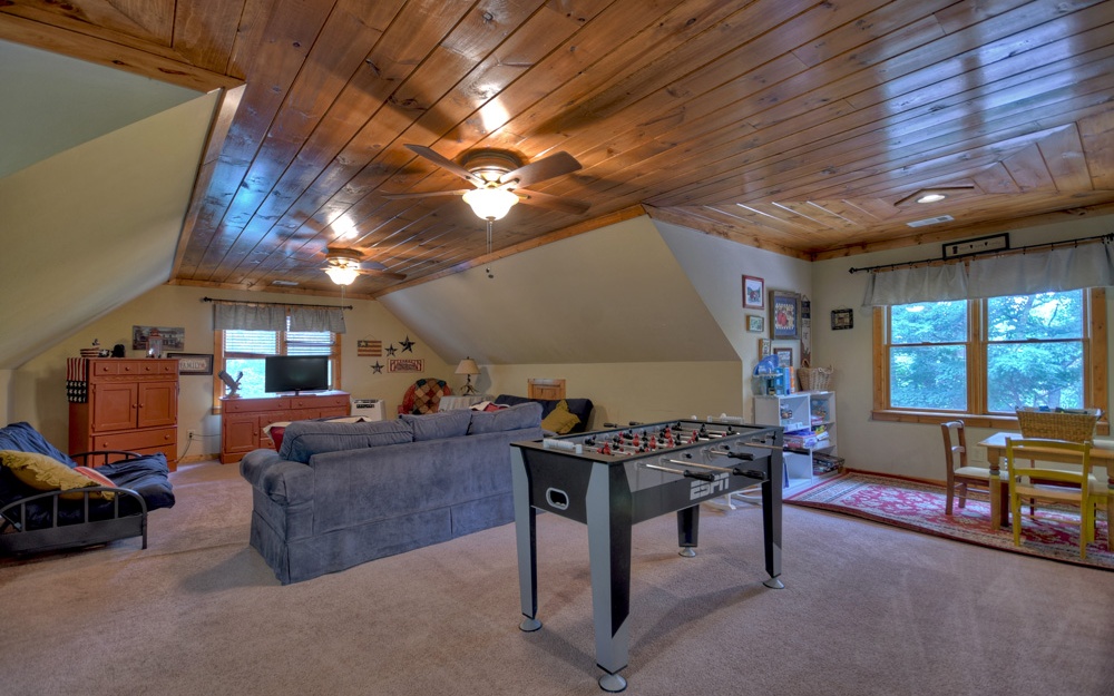 1503 Garnet Drive