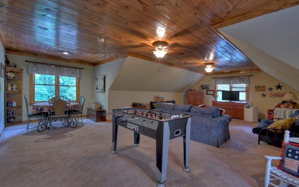 1503 Garnet Drive