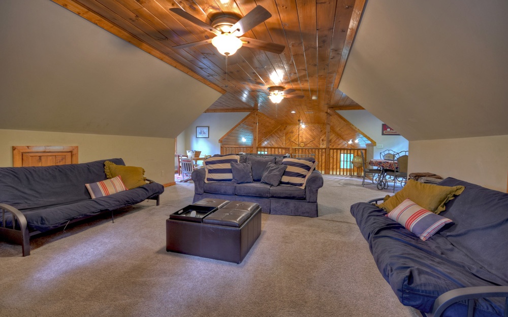 1503 Garnet Drive