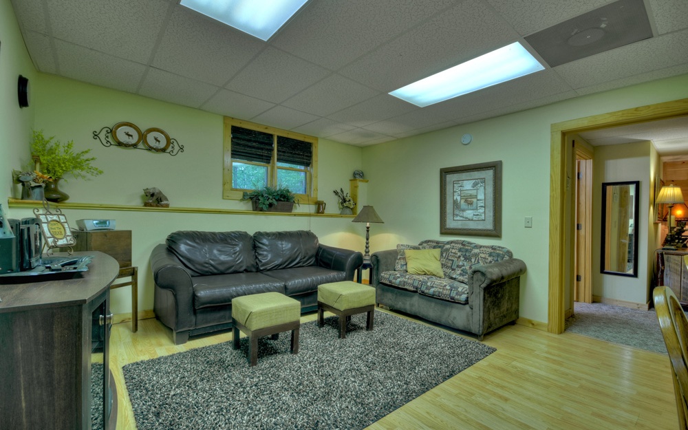 1503 Garnet Drive