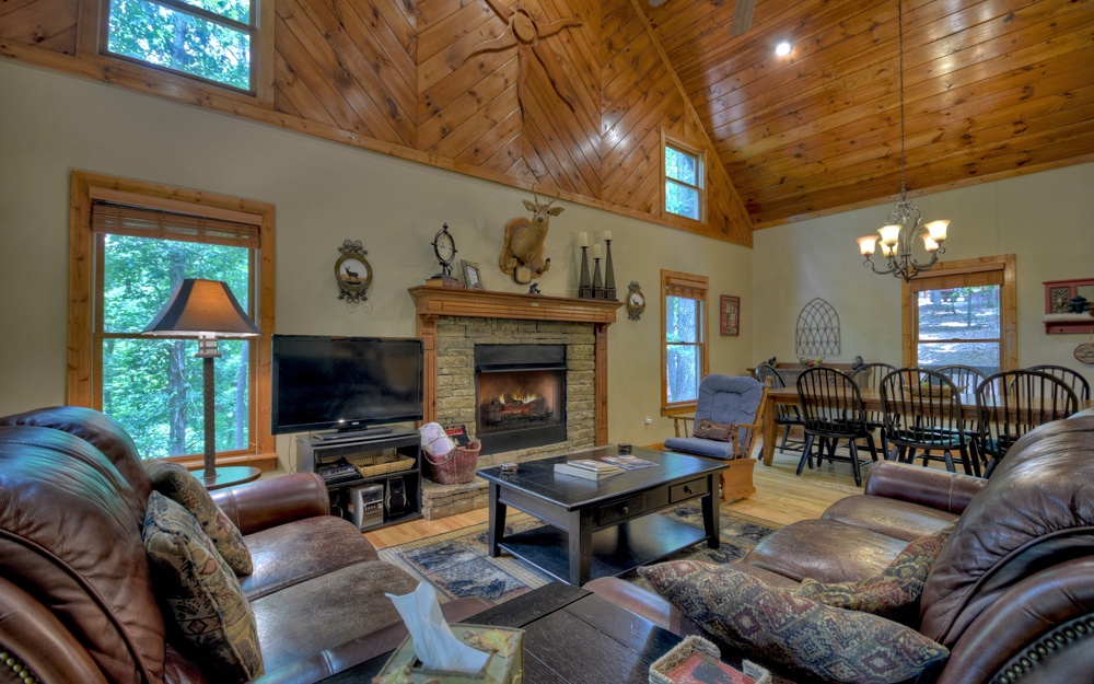 1503 Garnet Drive