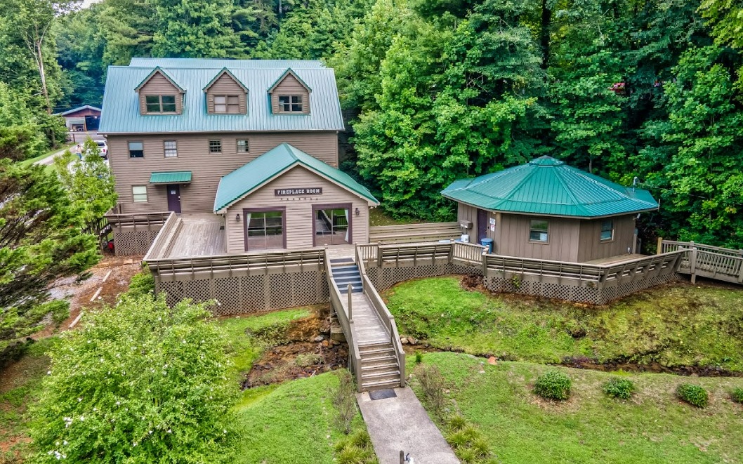 1503 Garnet Drive