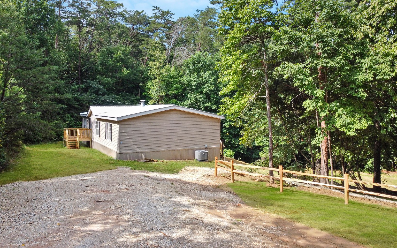 596 White Oak Drive