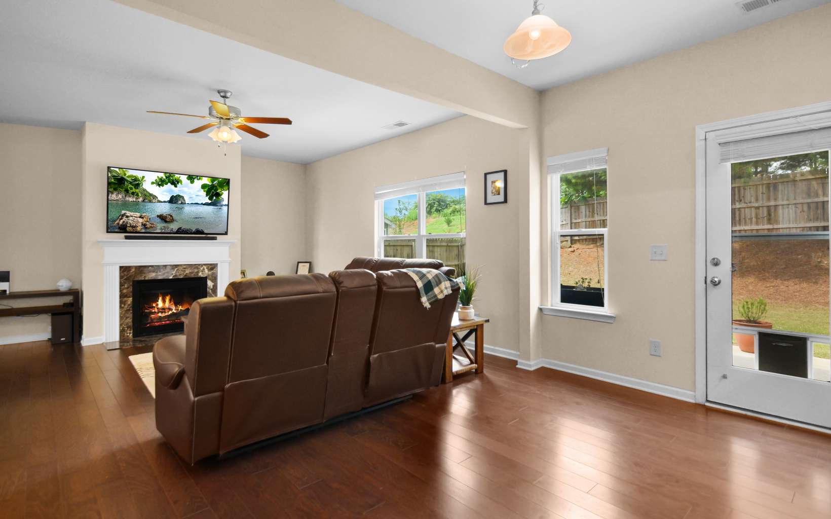 182 Hill Crest Circle