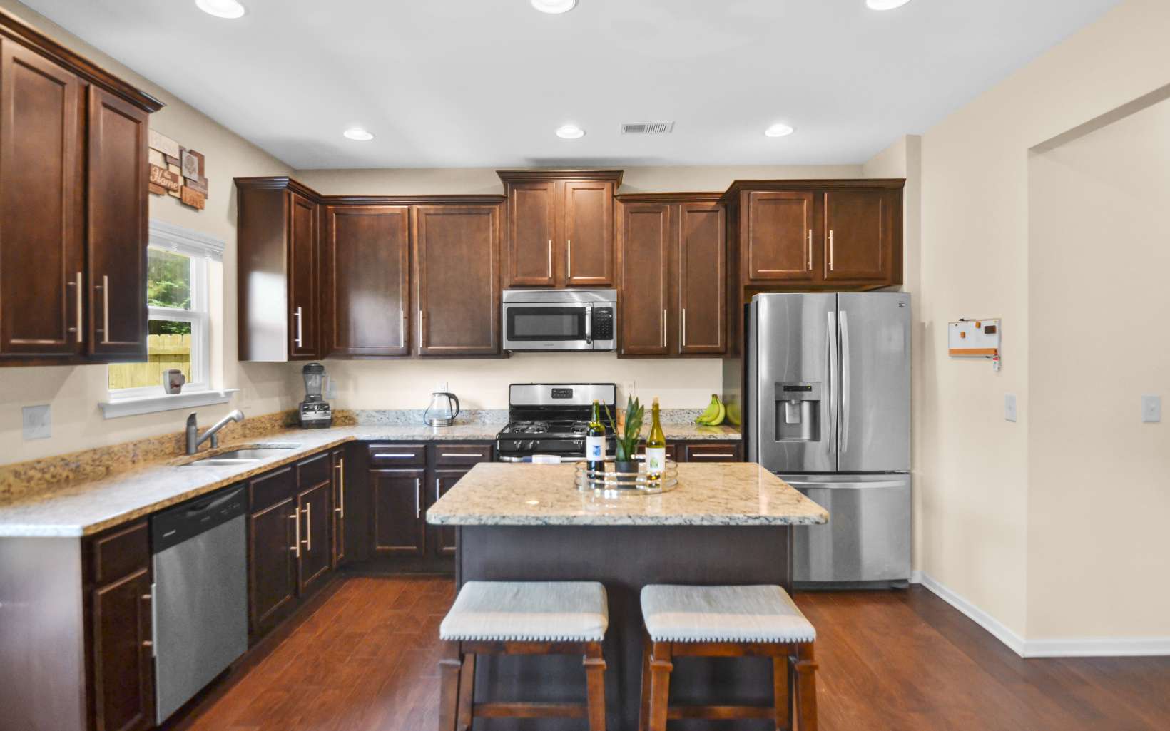 182 Hill Crest Circle