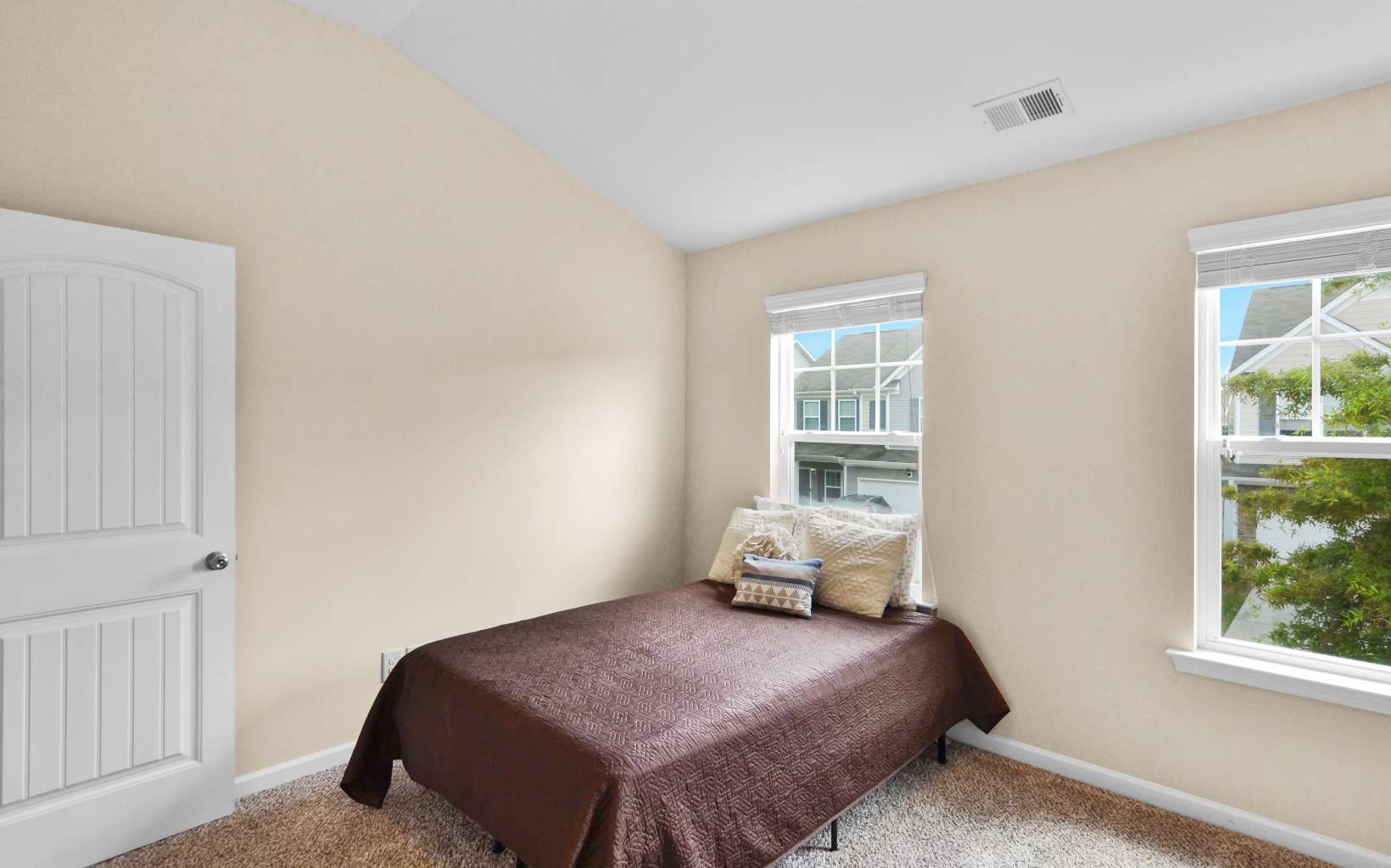 182 Hill Crest Circle