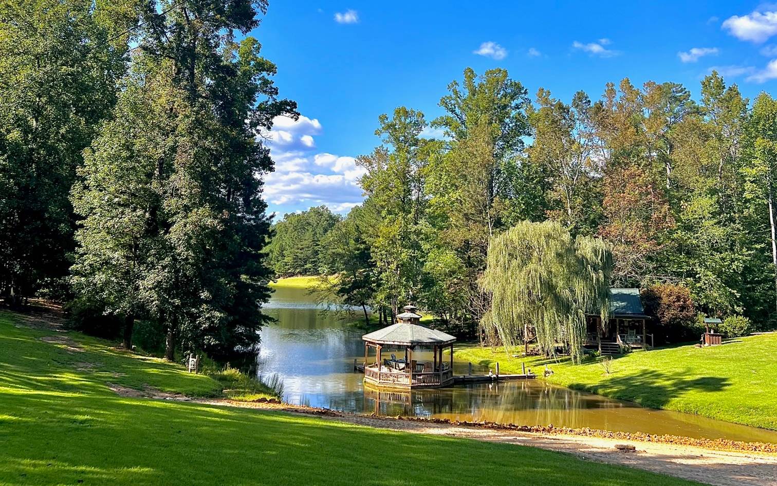 10 Walnut Ridge Lane