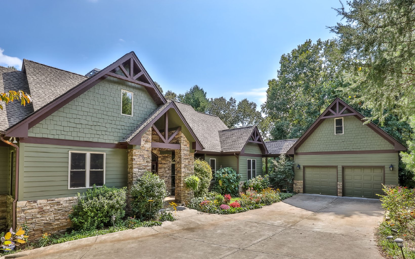 155 Crestview Lane