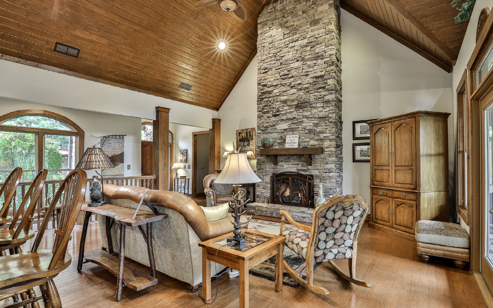 155 Crestview Lane