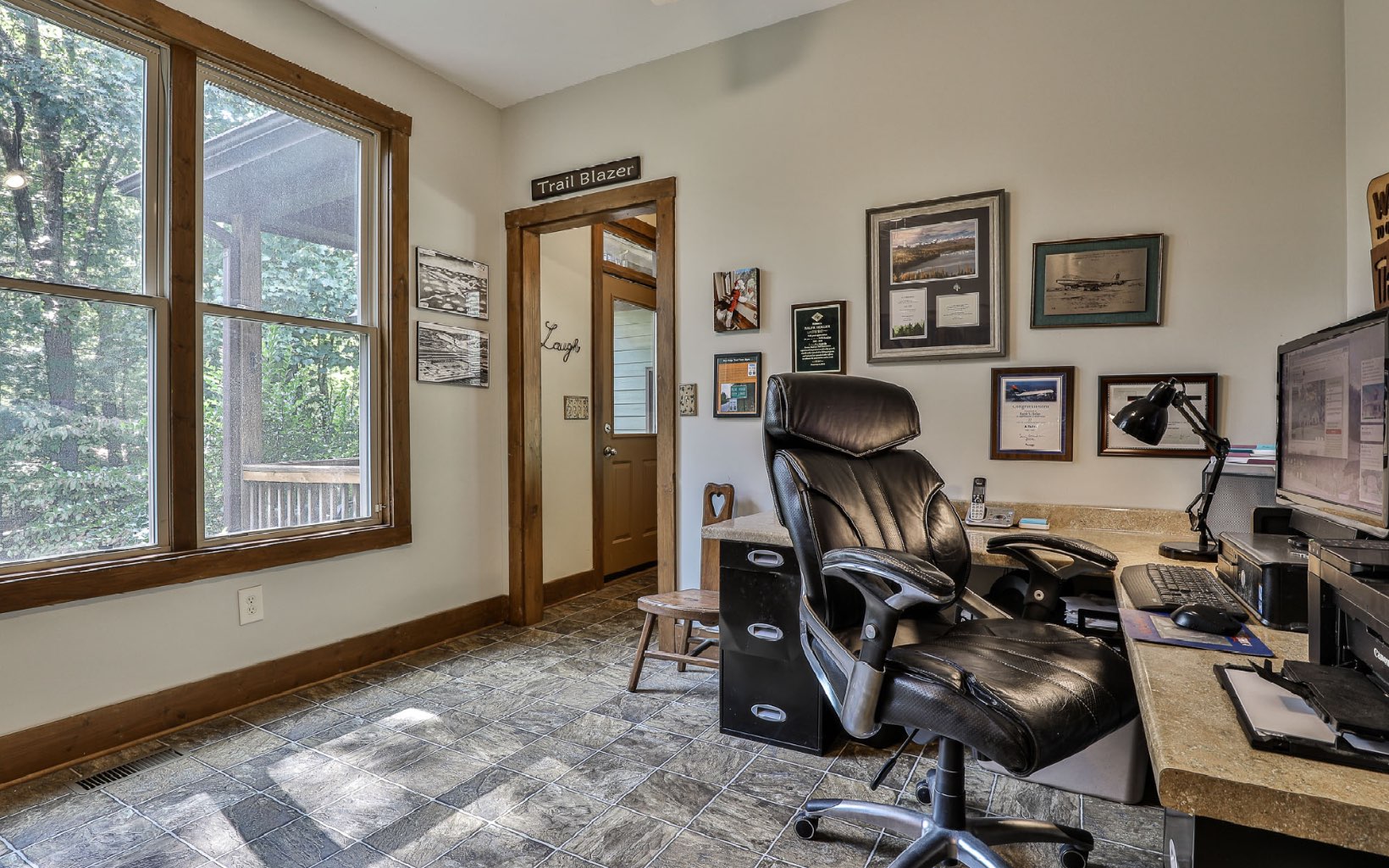 155 Crestview Lane