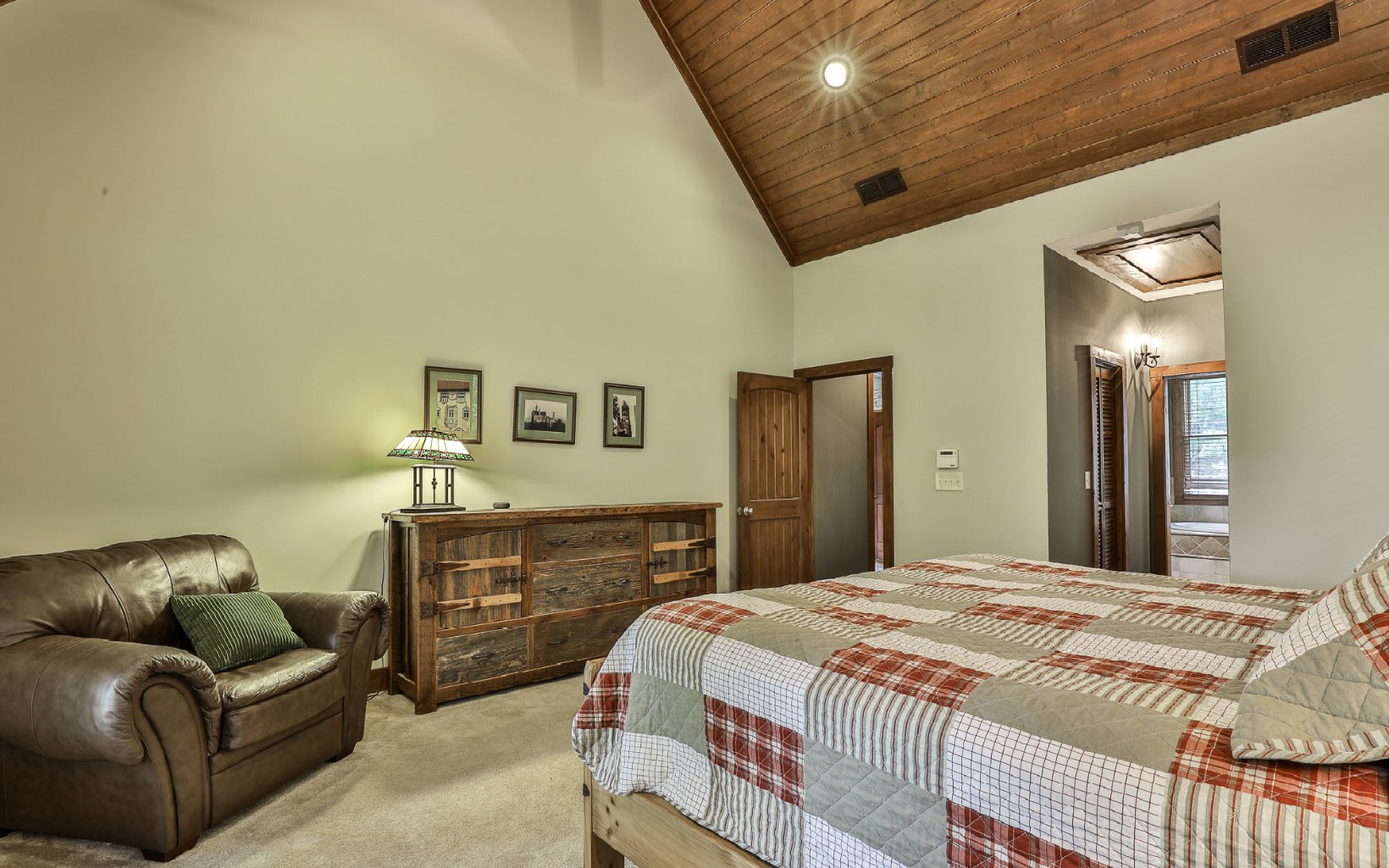 155 Crestview Lane
