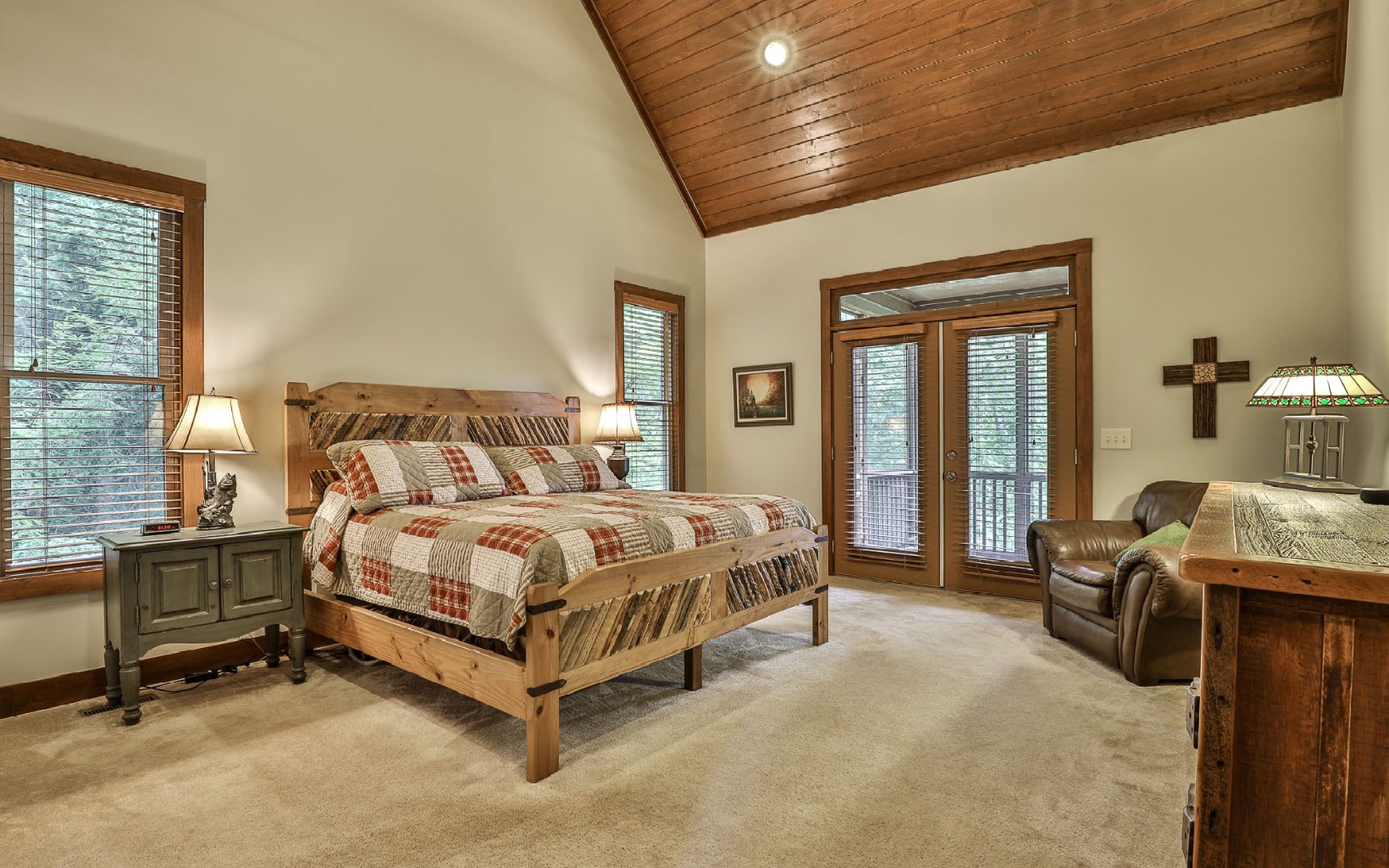 155 Crestview Lane