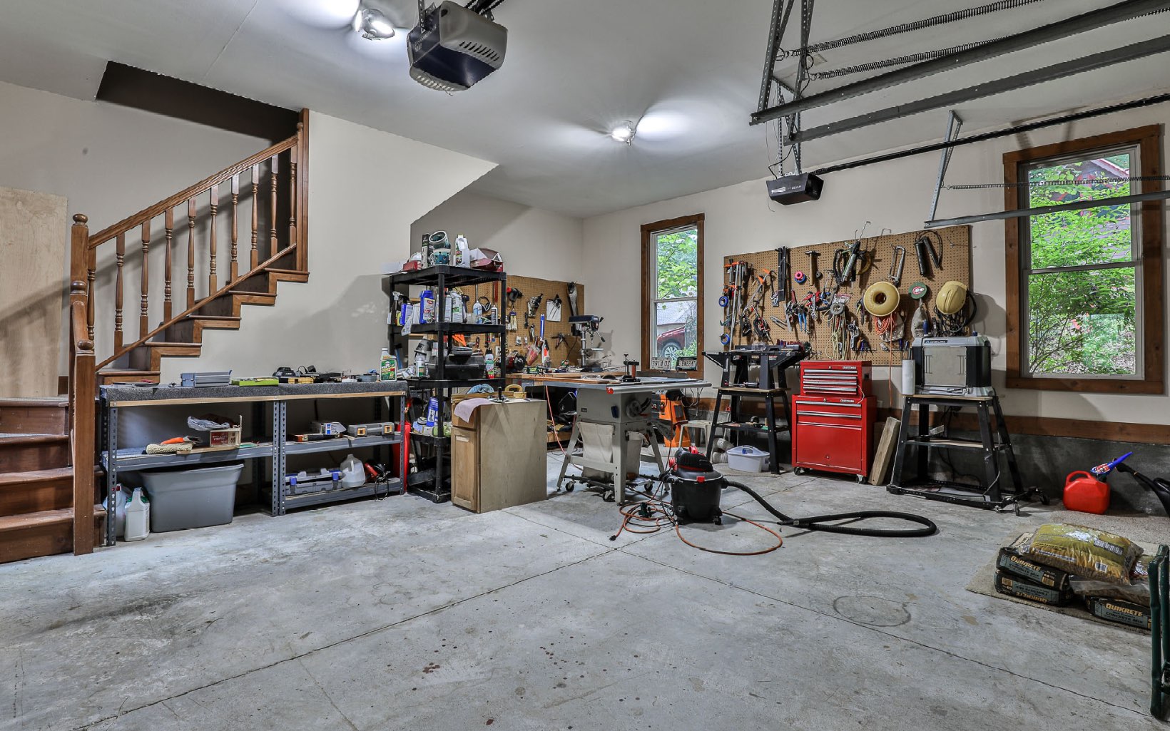 155 Crestview Lane