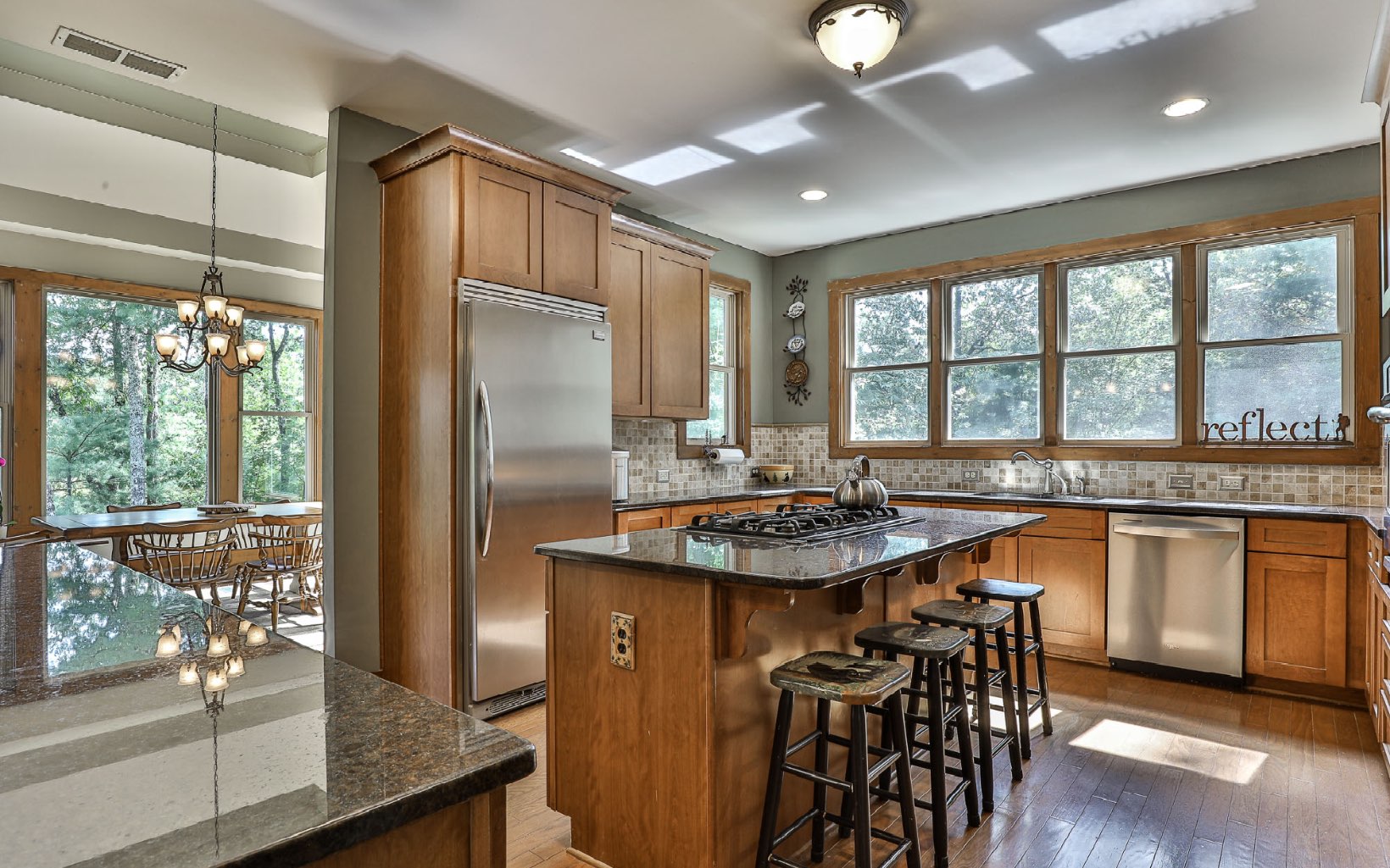 155 Crestview Lane