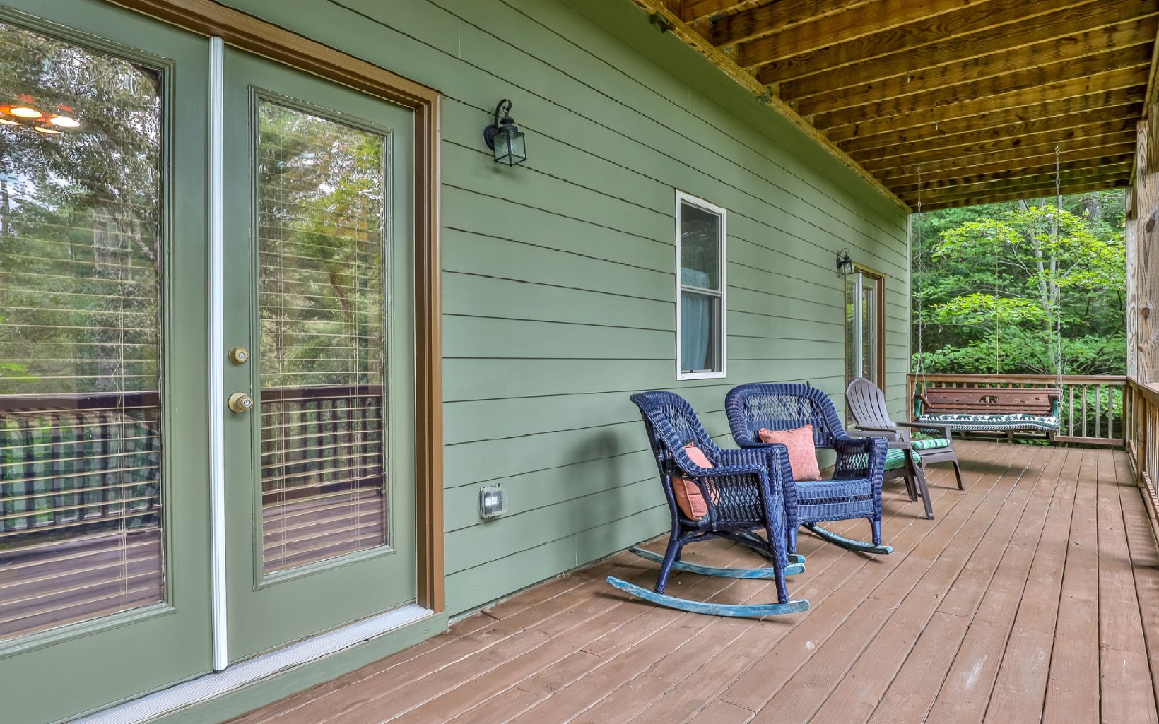 155 Crestview Lane