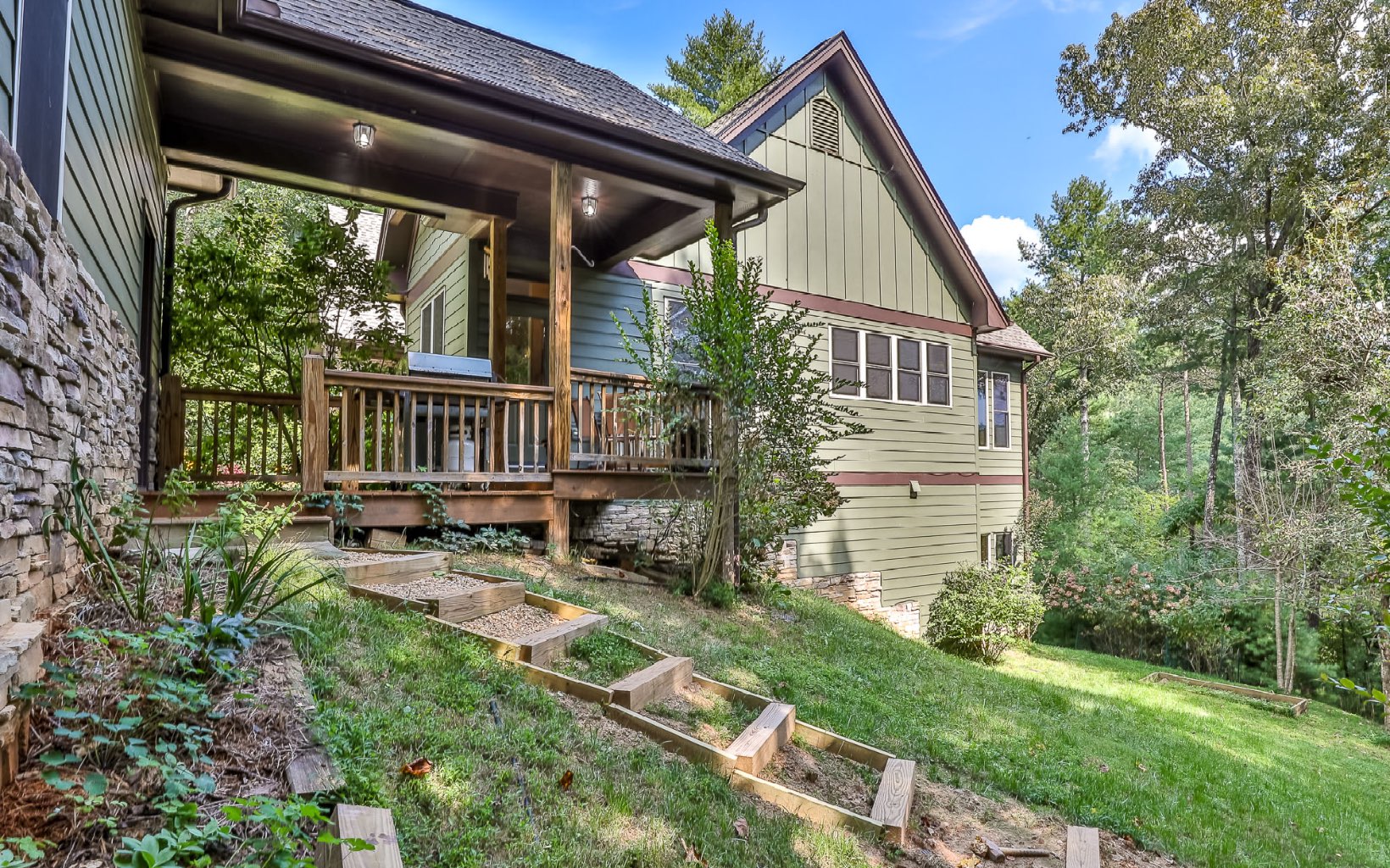 155 Crestview Lane