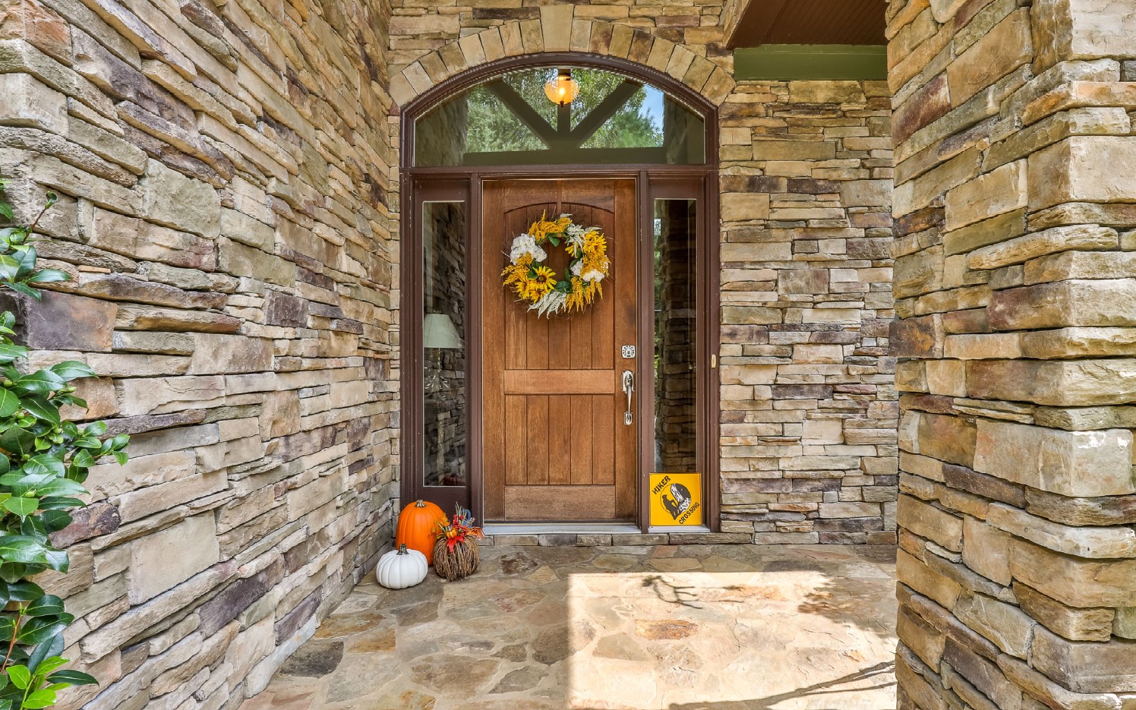 155 Crestview Lane