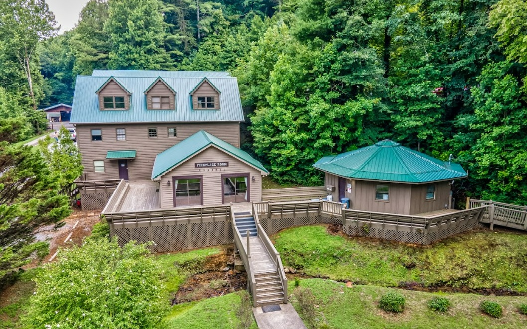 414 Medina Court