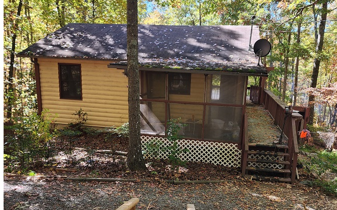 660 Lake Forest Drive