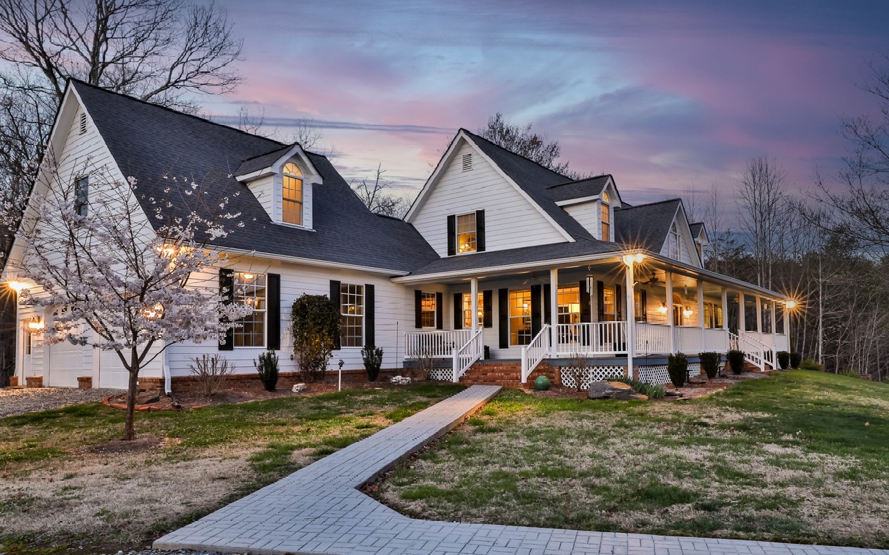 552 Dalrymple Circle