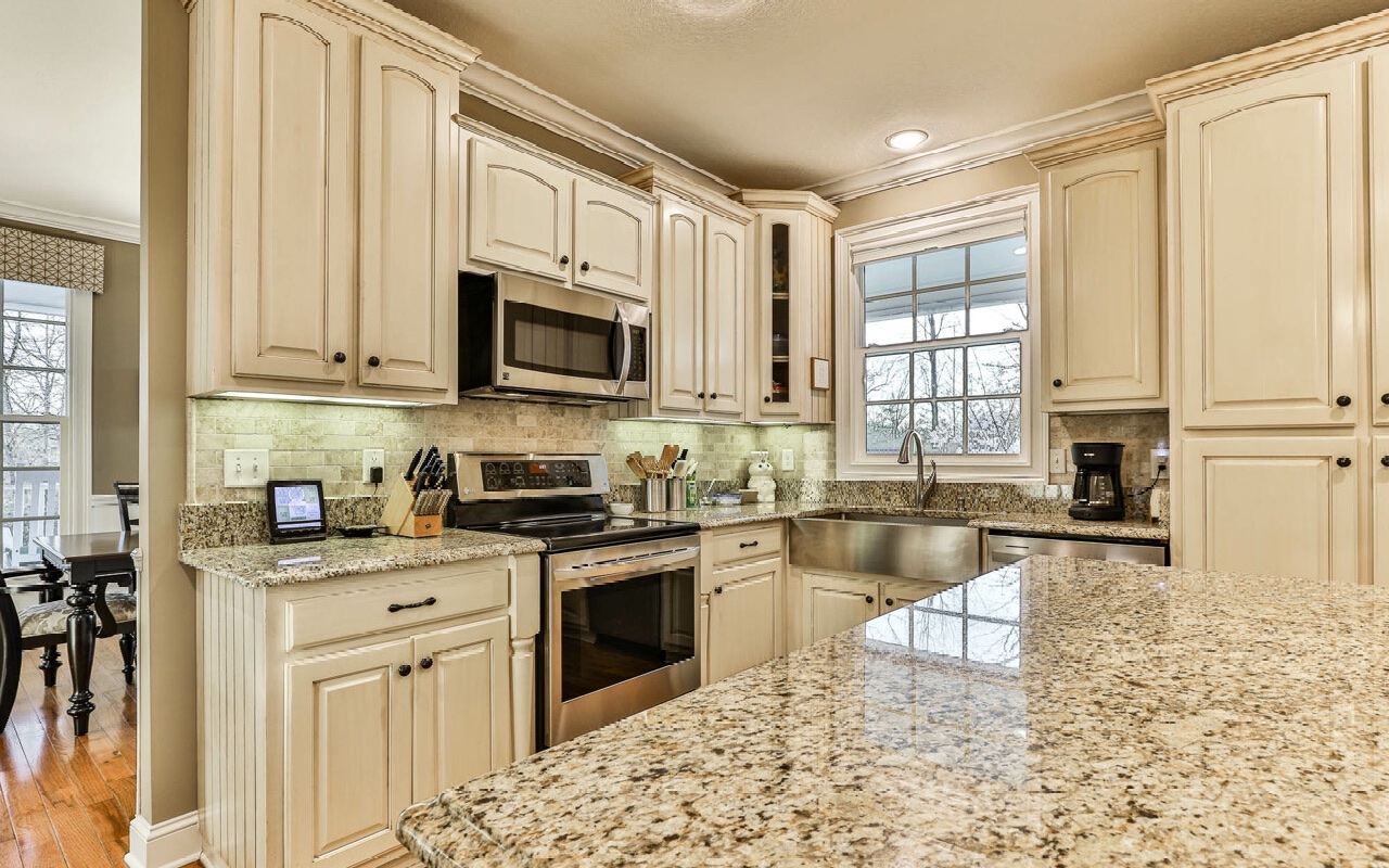 552 Dalrymple Circle