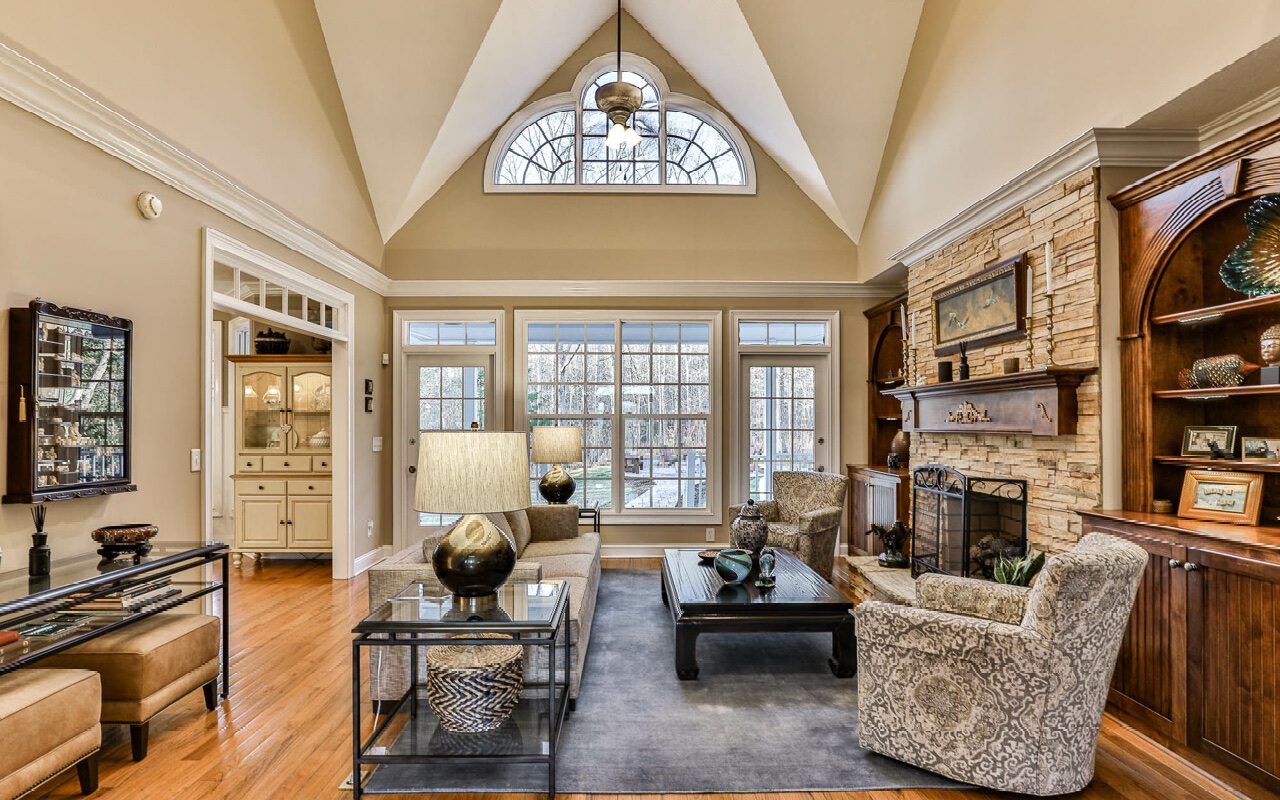 552 Dalrymple Circle