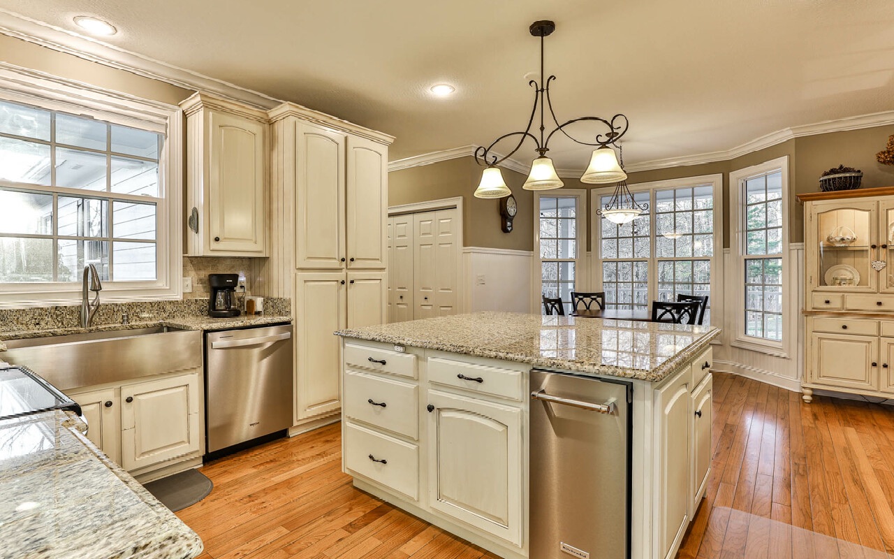 552 Dalrymple Circle