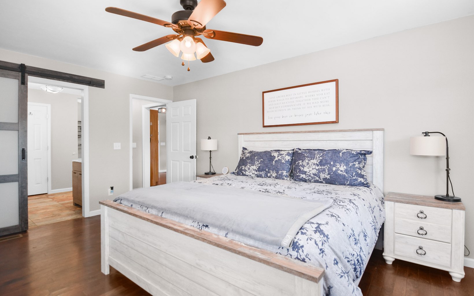 220 Ivy Ridge