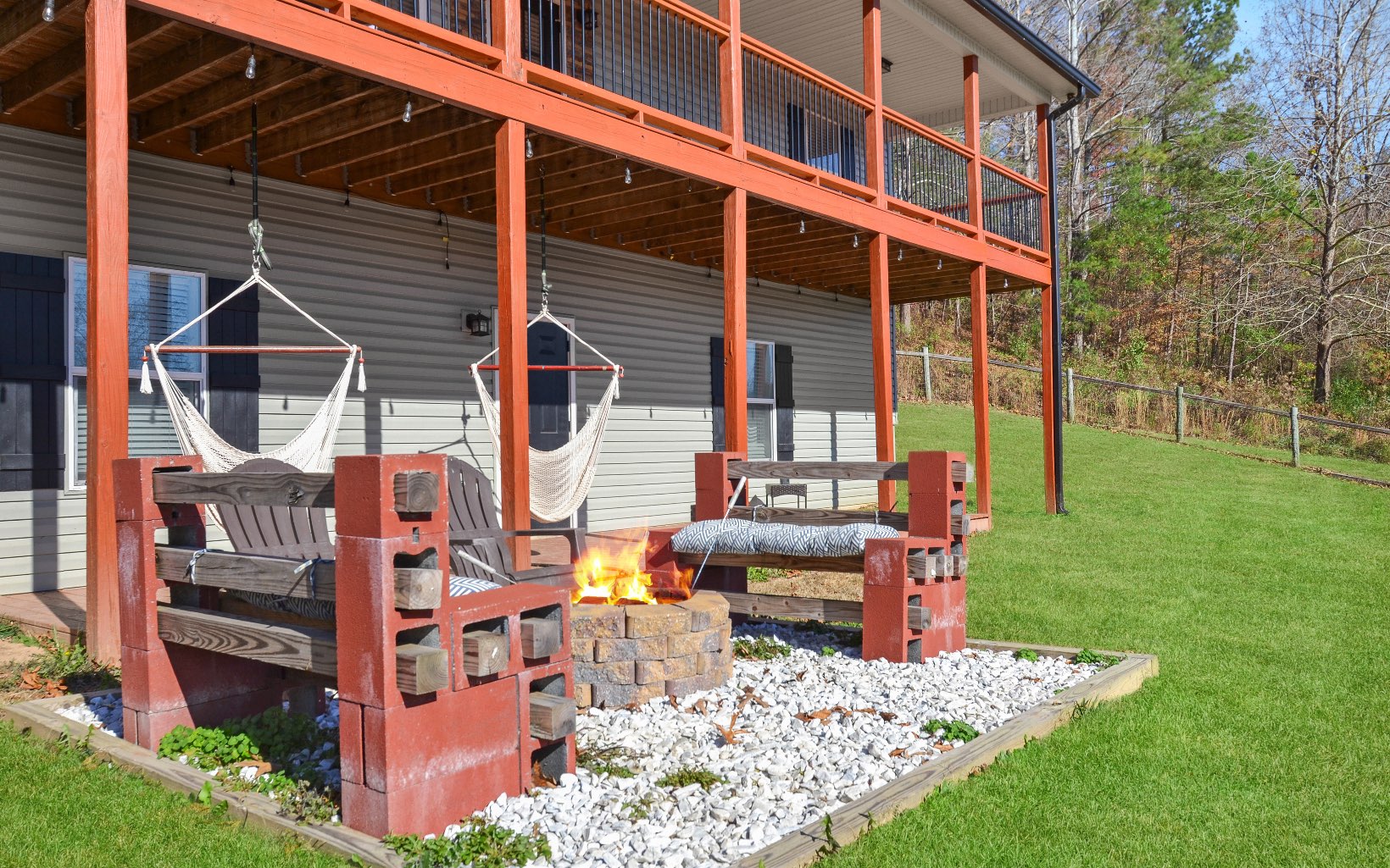 220 Ivy Ridge
