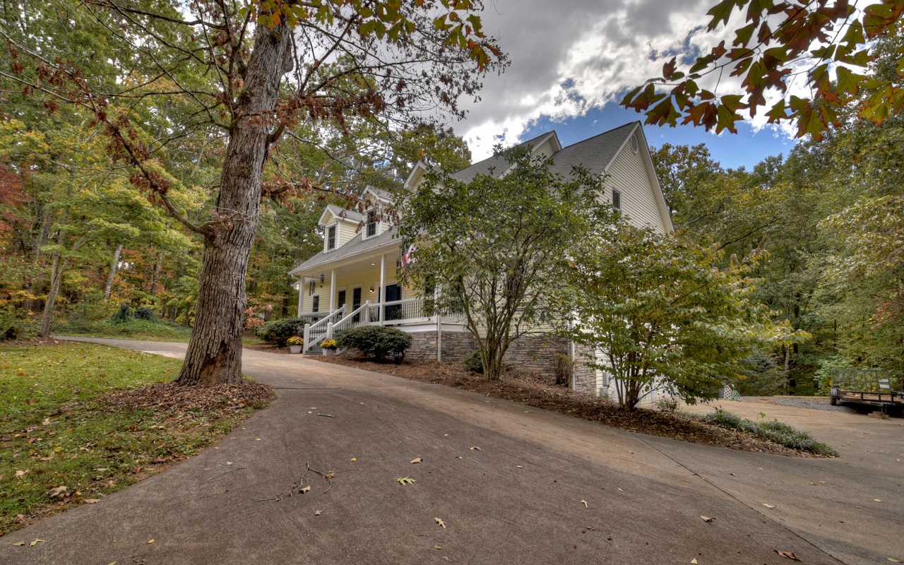59 Crabapple Lane