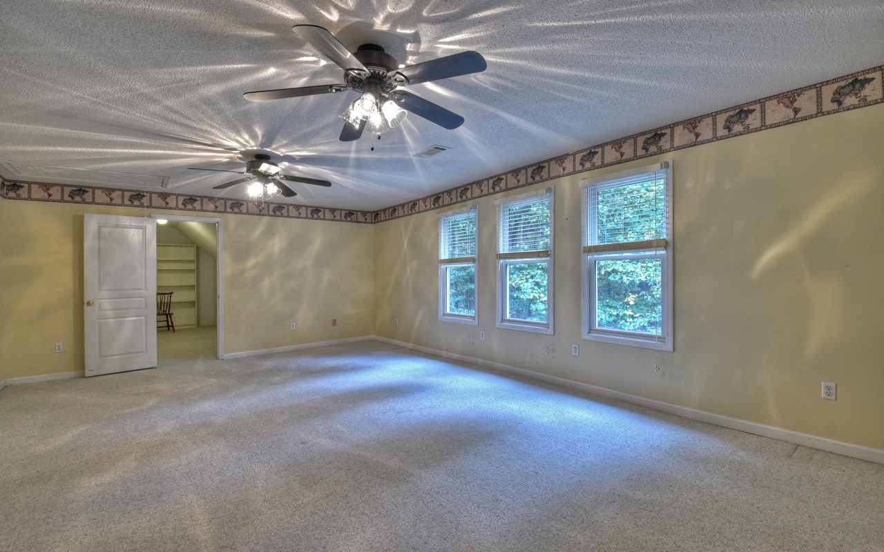59 Crabapple Lane
