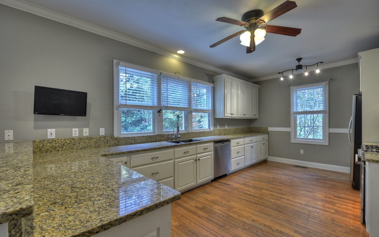 59 Crabapple Lane