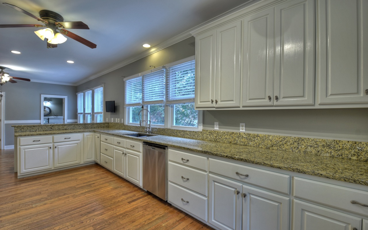 59 Crabapple Lane
