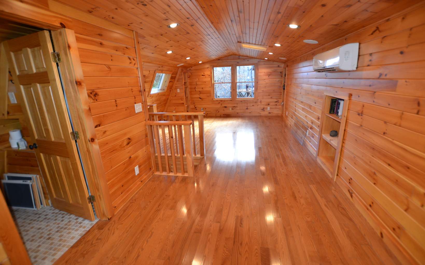 400 Creekside