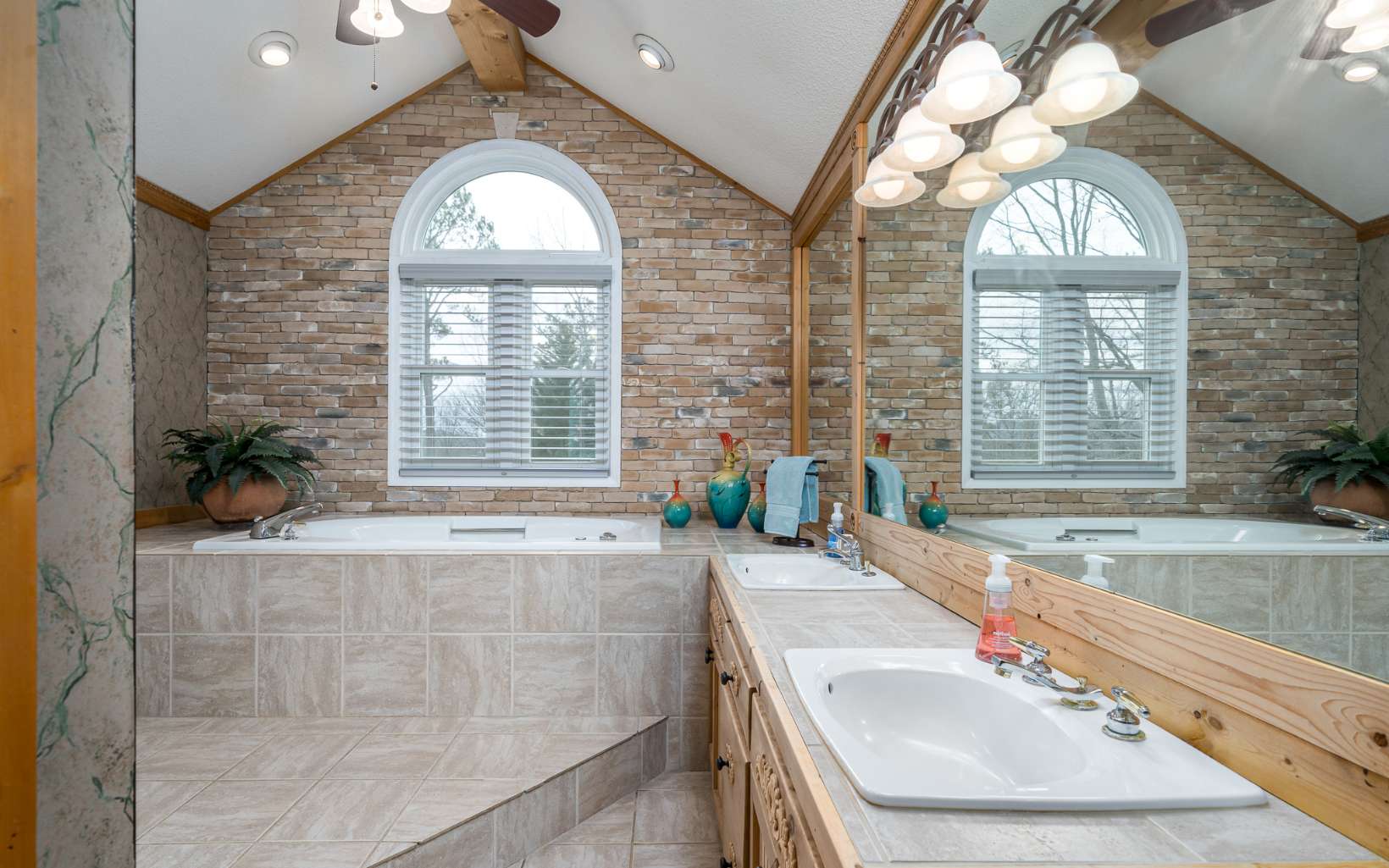 281 Pocaset Drive